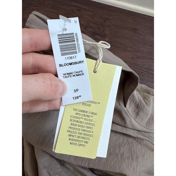 Wilfred Aritzia Bloomsbury Skirt Nomad Taupe NWT - Picture 5 of 6